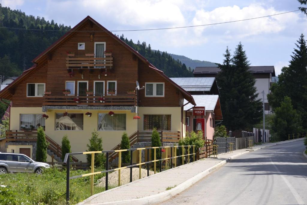 Miraj Otel Azuga Dış mekan fotoğraf